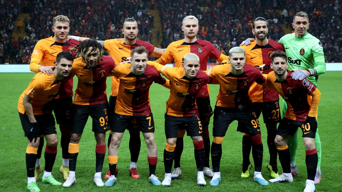Galatasaray'dan ayn gnde 1 galibiyet, 1 beraberlik
