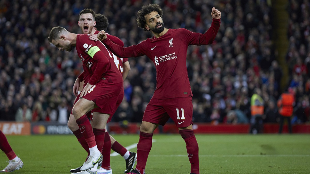 Mohamed Salah, Steven Gerrard'n rekorunu krd