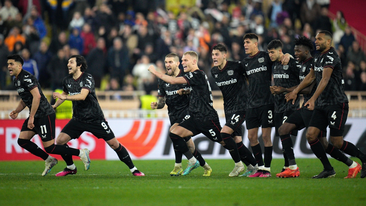 Bayer Leverkusen, penaltlarla turlad