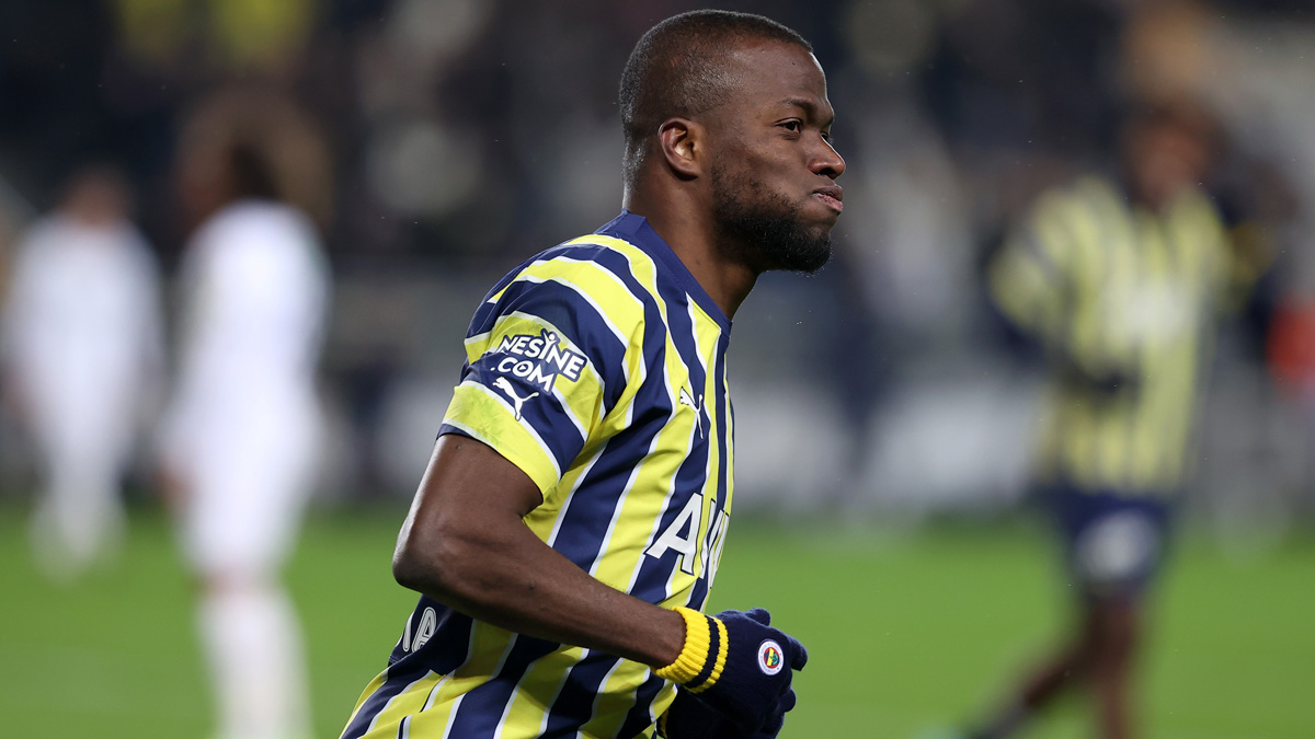 Enner Valencia ayr�l�yor mu?