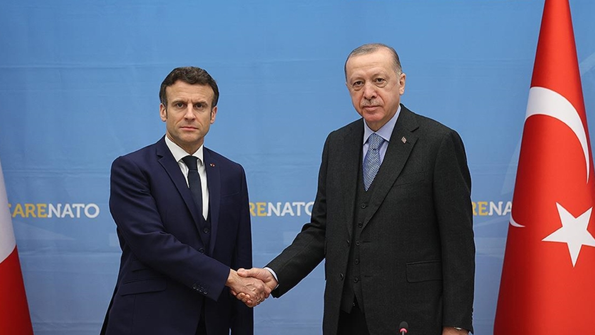 Cumhurba�kan� Erdo�an, Macron ile g�r��t�