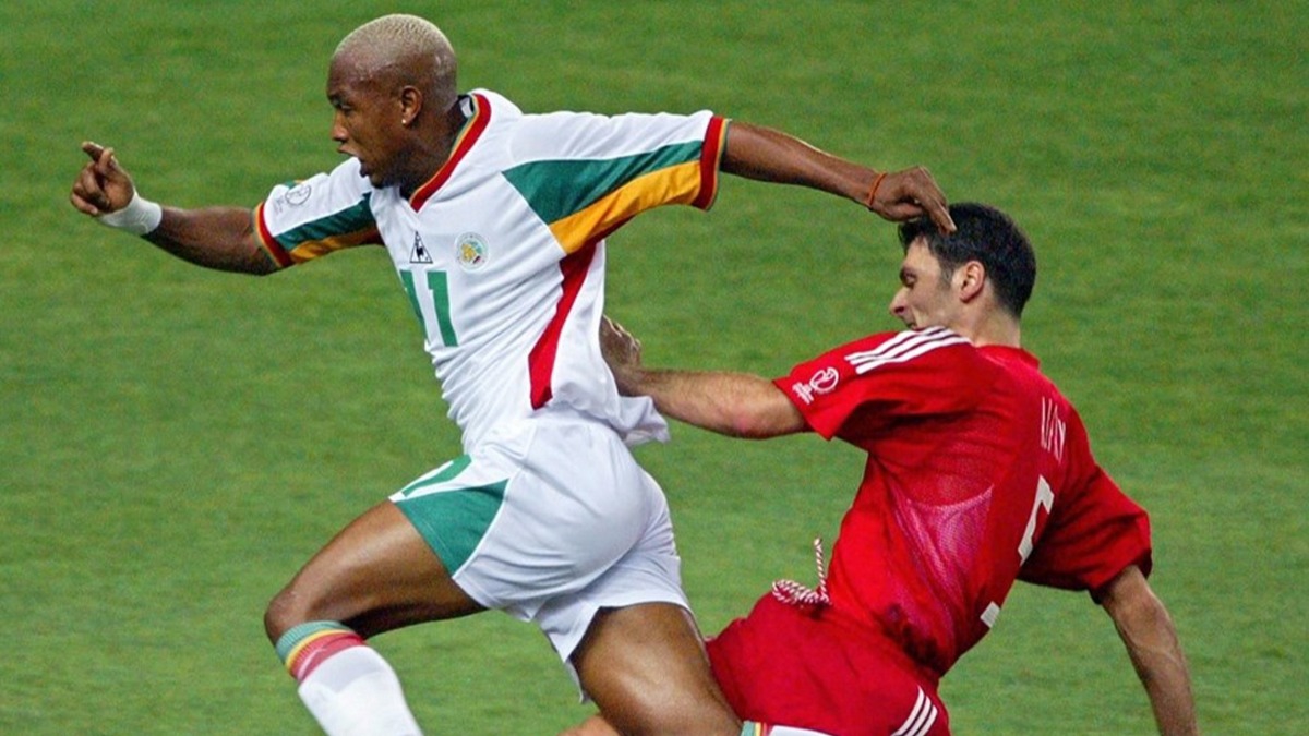Diouf: 2002 Dnya kupas futbolcular depremzedeler iin ma yapabilir
