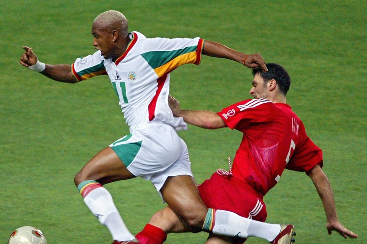 Diouf: 2002 D�nya kupas� futbolcular� depremzedeler i�in ma� yapabilir