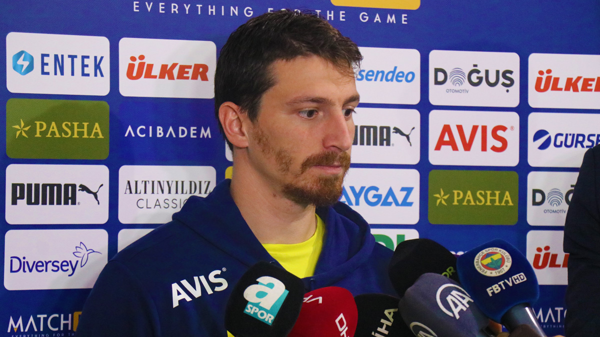 Mert Hakan Yanda�: Hayat�n �ok k�sa ve anl�k oldu�unu bu felaketle yeniden hat�rlad�k