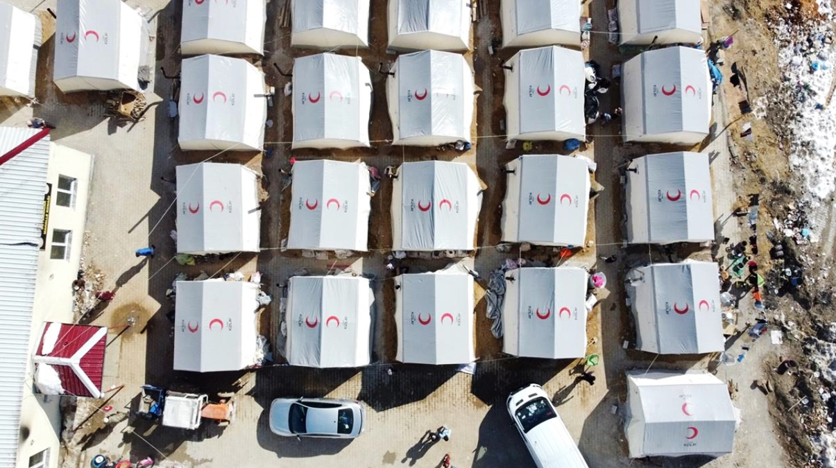 K�z�lay'dan '�ad�r' a��klamas�: Ahbap Derne�i ile i� birli�i ak�lc� ve yasald�r