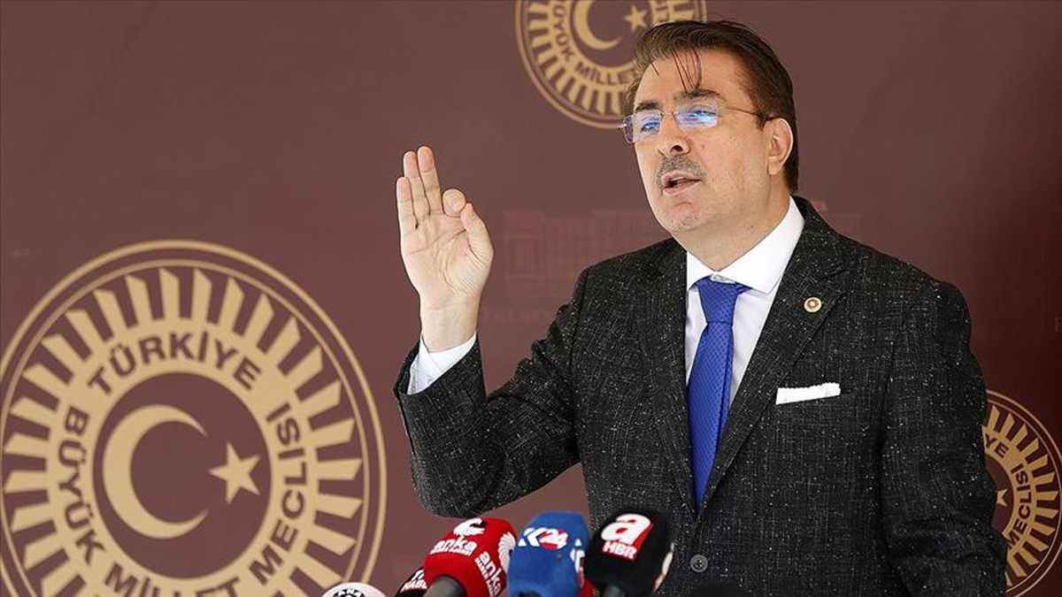 AK Parti'den Saadet Partisi'ne tepki: Cellad�na a��k bir pozisyondalar