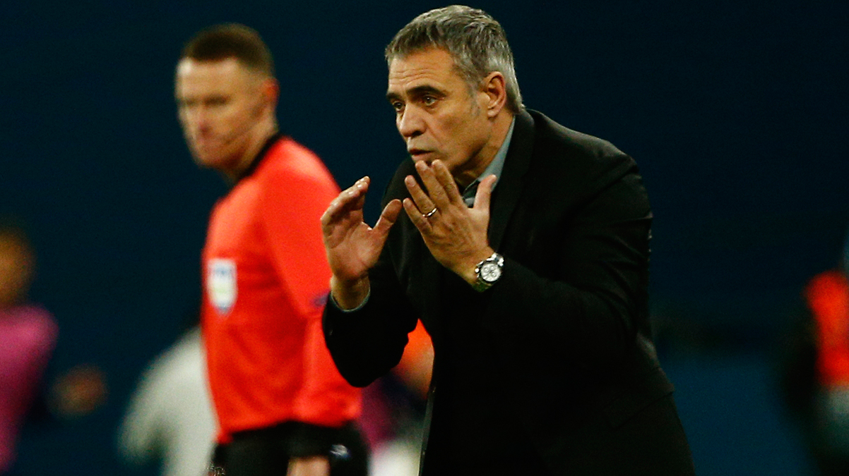 Ersun Yanal S�per Lig'e d�n�yor! ��te yeni tak�m�...
