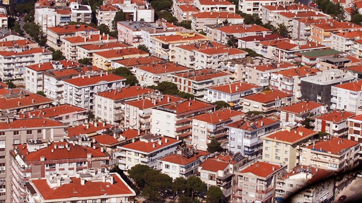 stanbul'da riskli binalar belirlenen alanlara tanacak