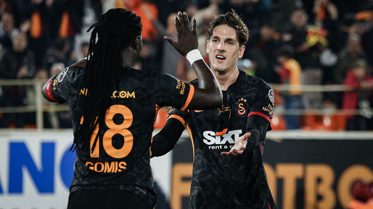 Nicolo Zaniolo itiraf�! Ba�kan transfer teklifini resmen a��klad�