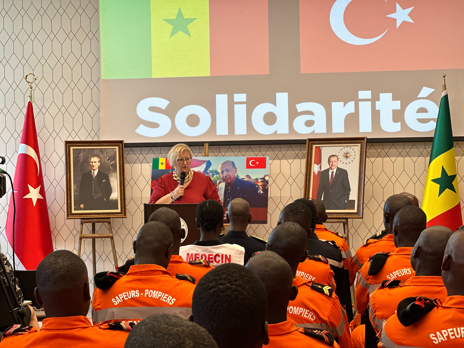 T�rkiye'nin Dakar B�y�kel�ili�i'nde Senegal arama kurtarma ekibi i�in davet verildi