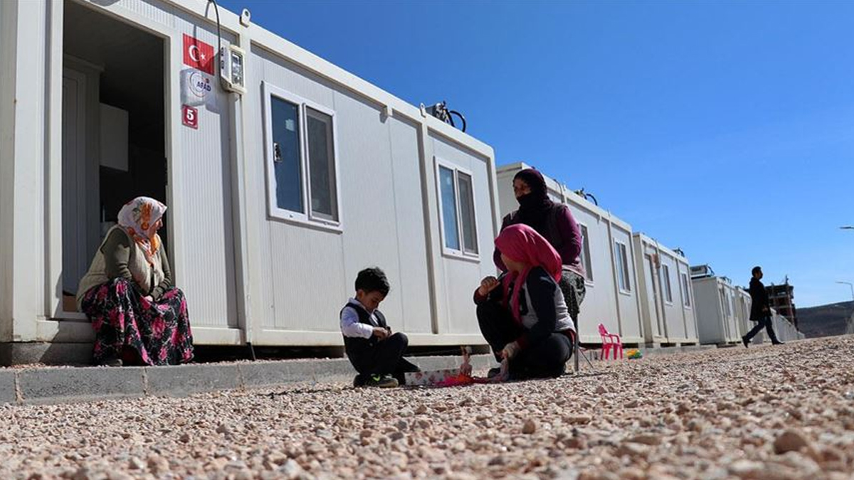 AFAD: 45 bin 996 ki�iye bar�nma hizmeti verildi