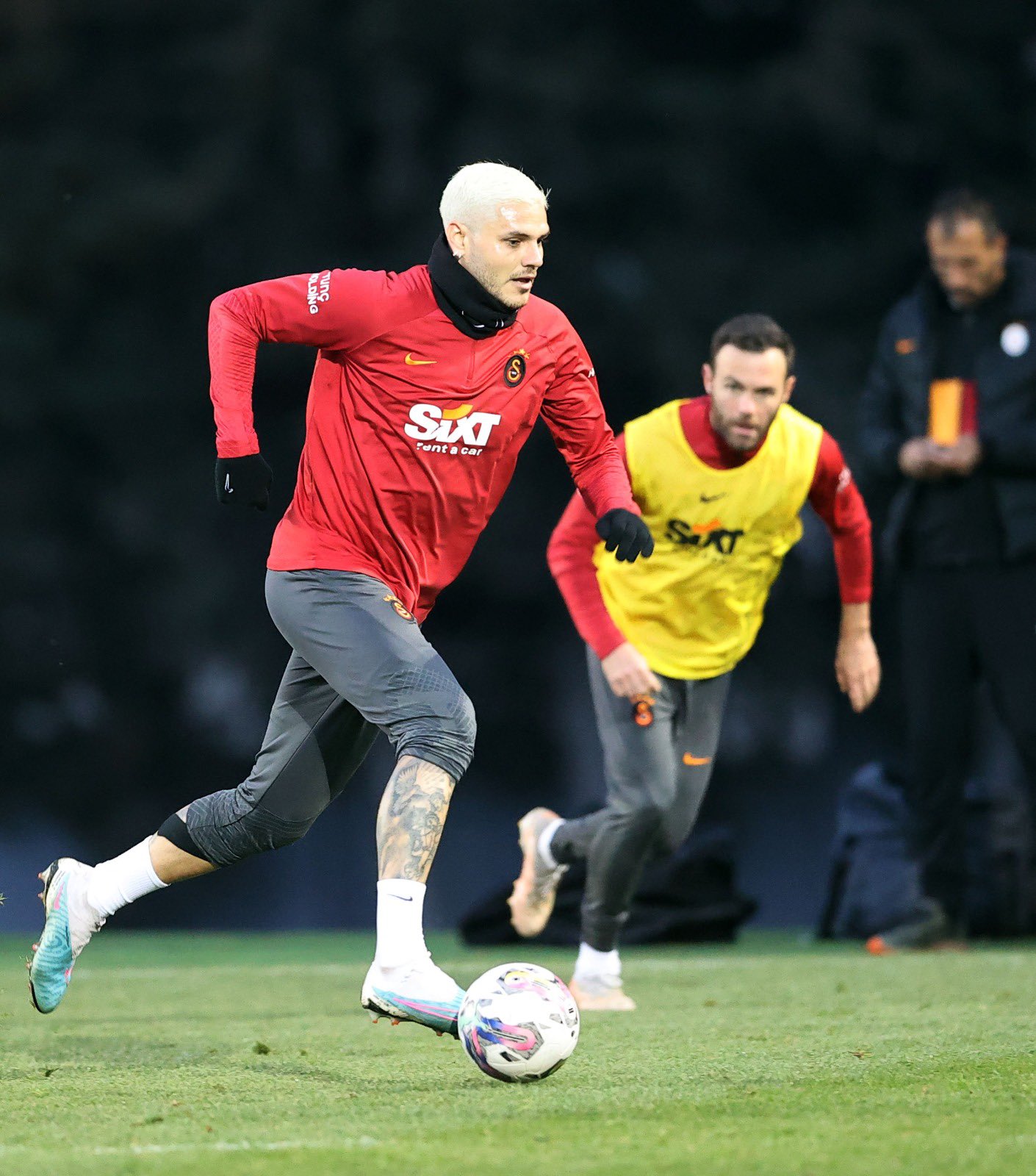 Galatasaray'da Kas�mpa�a mesaisi ba�lad�