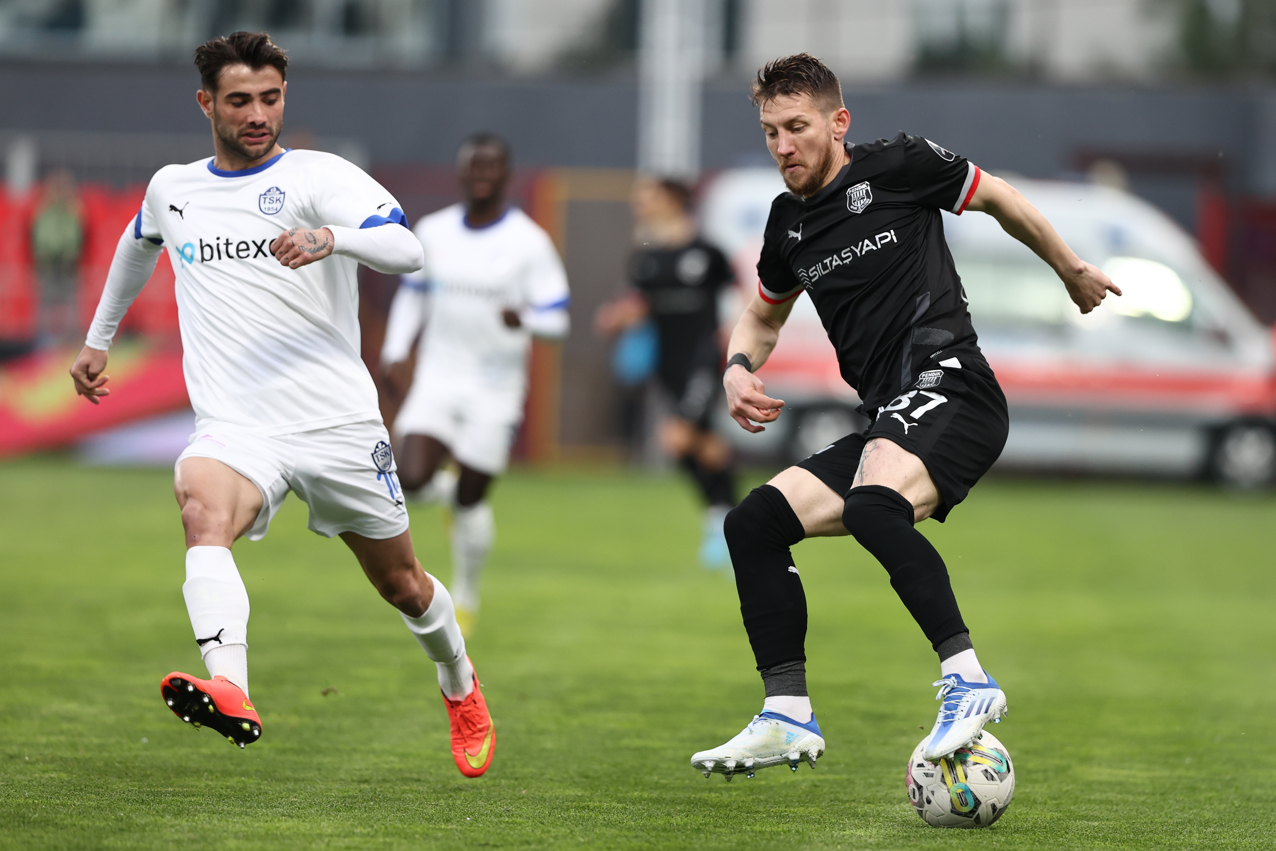 Pendikspor, Tuzlaspor'u 90+17'de y�kt�!