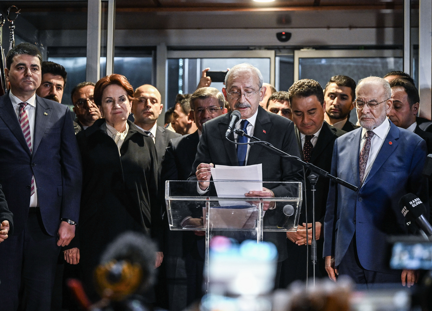CHP ve �Y� Parti aras�nda sular durulmuyor: Bu trol� kim susturacak?