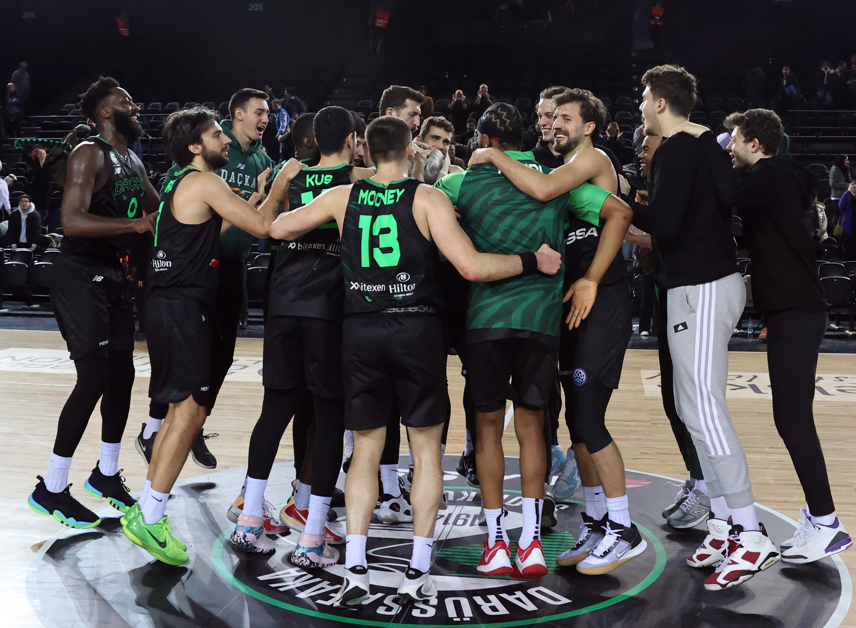 Dar���afaka, UCAM Murcia'y� k�l pay� yendi