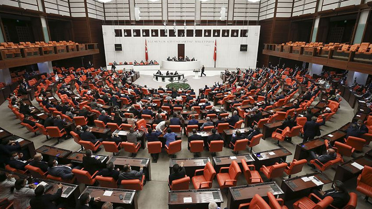 Kanun teklifi haz�rlan�yor! Depremzedeler i�in yeni hamle