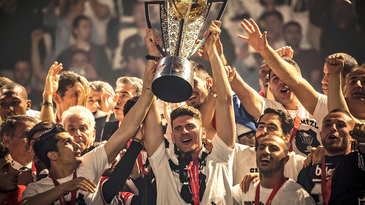 Mario Gomez: Benim i�in ��lg�n bir and�