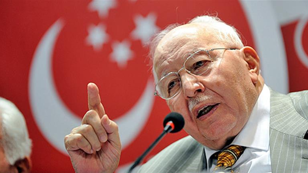 Saadet Partisi'nden Erbakan'�n kemiklerini s�zlatacak a��klama