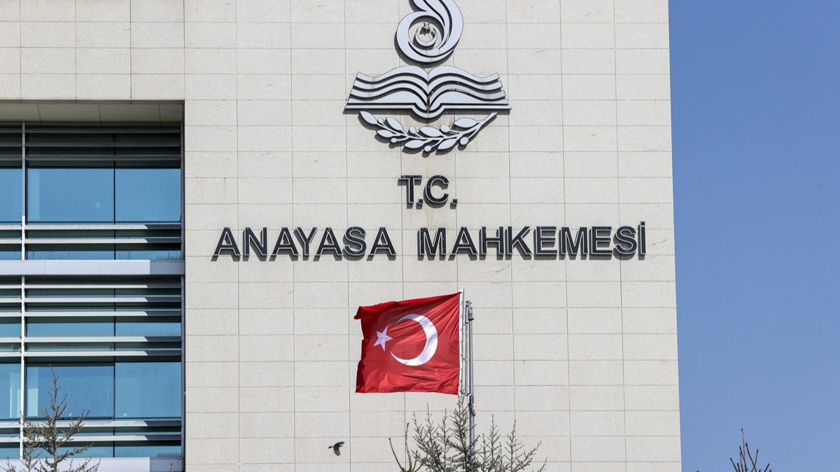 Anayasa Mahkemesi HDP'ye hazine yardm blokesini kaldrd 