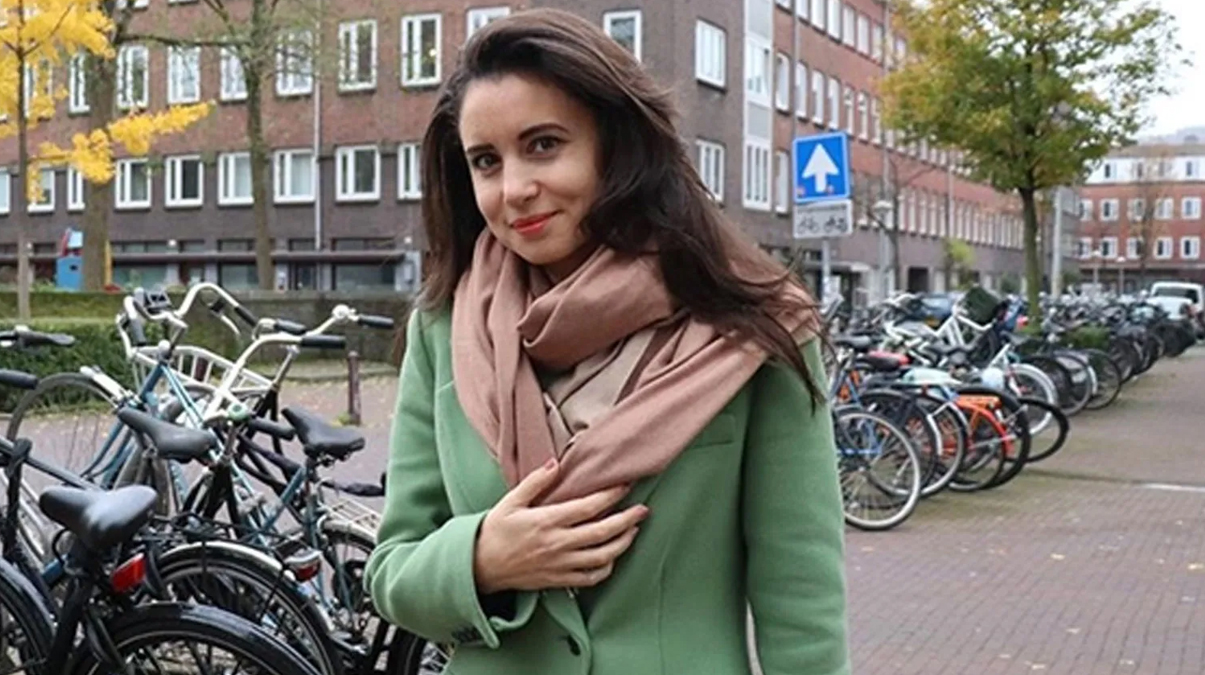 Bakan �avu�o�lu, Karsu'yu unutmad�: Milyonlarca insan� derinden etkiledi