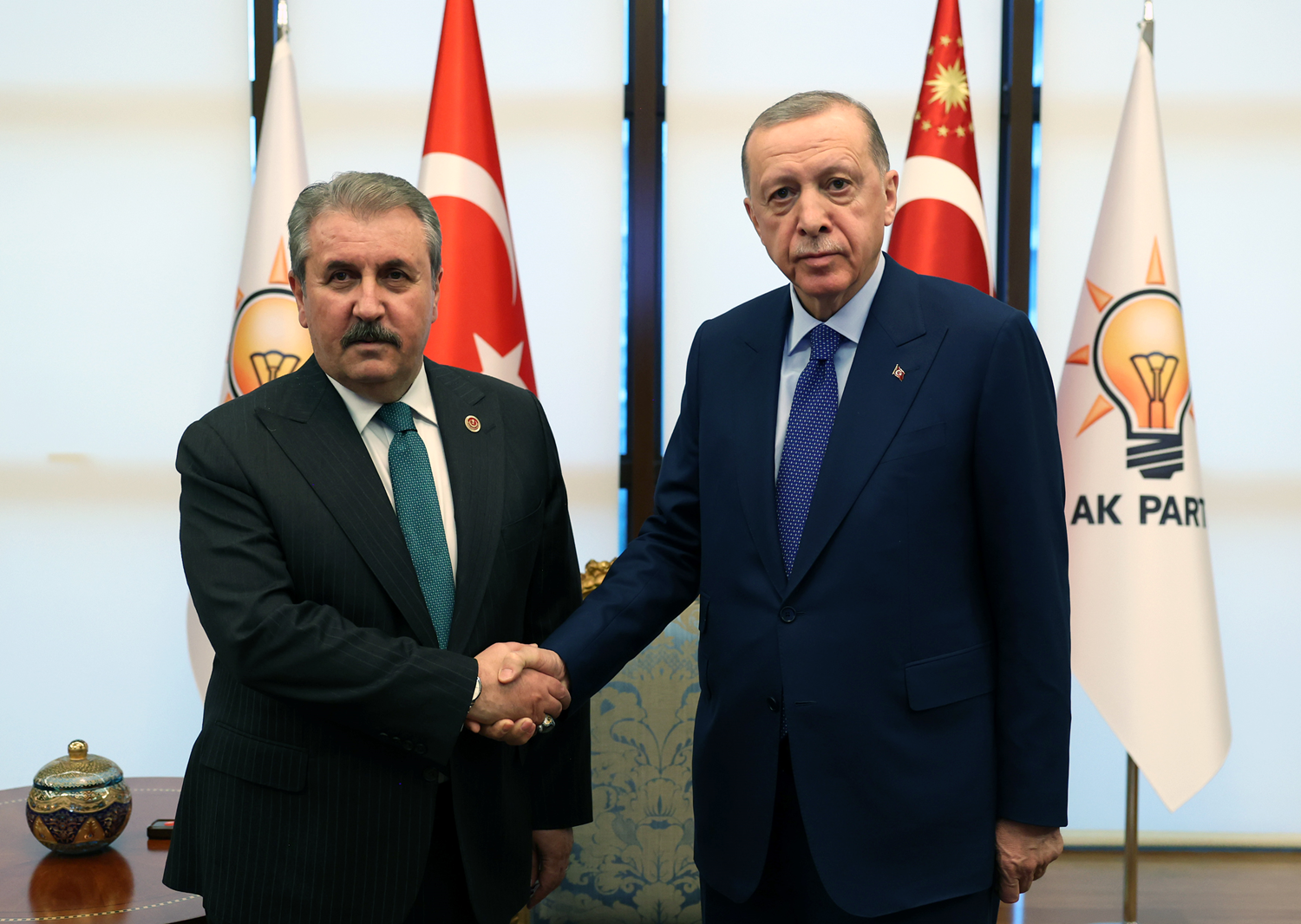 Cumhurba�kan� Erdo�an, BBP Genel Ba�kan� Destici'yi kabul etti
