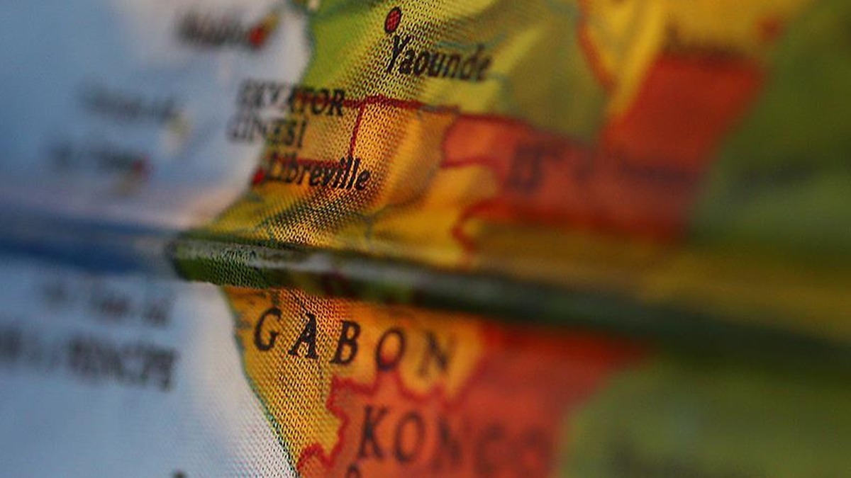 Gabon'da feribotun batmas sonucu 2 kii ld, 28 kii aranyor 