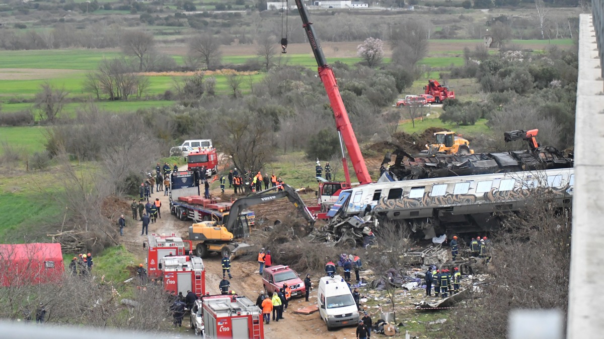 Tren kazas sonras harekete geildi! Trkiye'den Yunanistan'a insanlk jesti