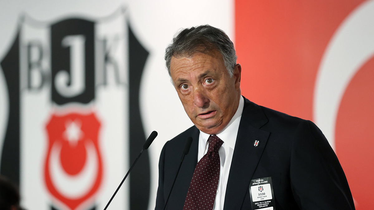 Ahmet Nur �ebi: Eski, y�pranan hakemlerimizin yerini gen� arkada�lar almal�