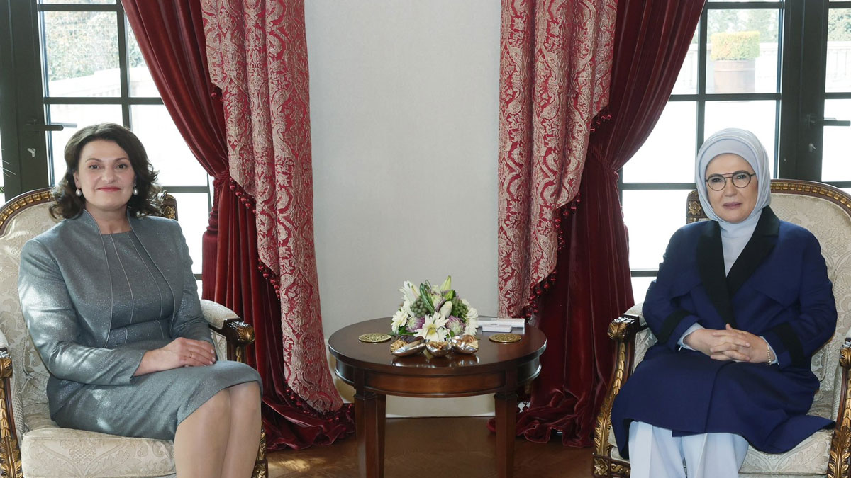 Emine Erdo�an'dan Litvanya'ya te�ekk�r mesaj�