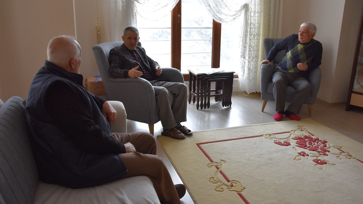 Trabzon'dan heyelan nedeniyle 58 yl nce Hatay'a giden ailelerden bazlar geri dnd