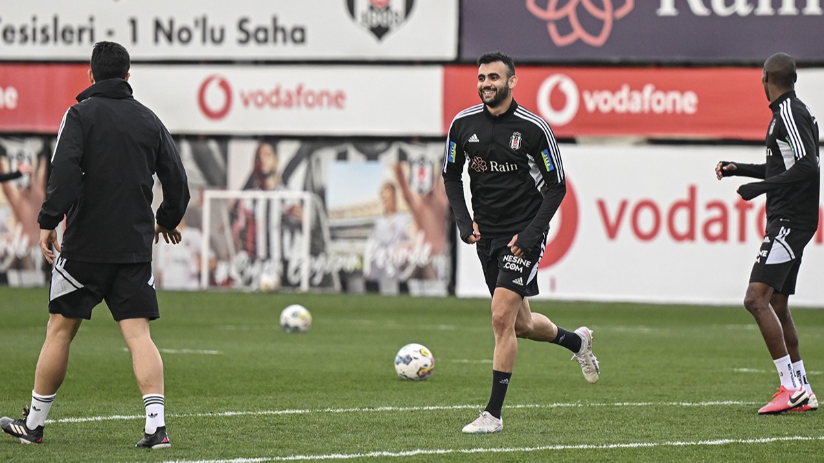 Beikta'ta Baakehir ma ncesi Rachid Ghezzal belirsizlii