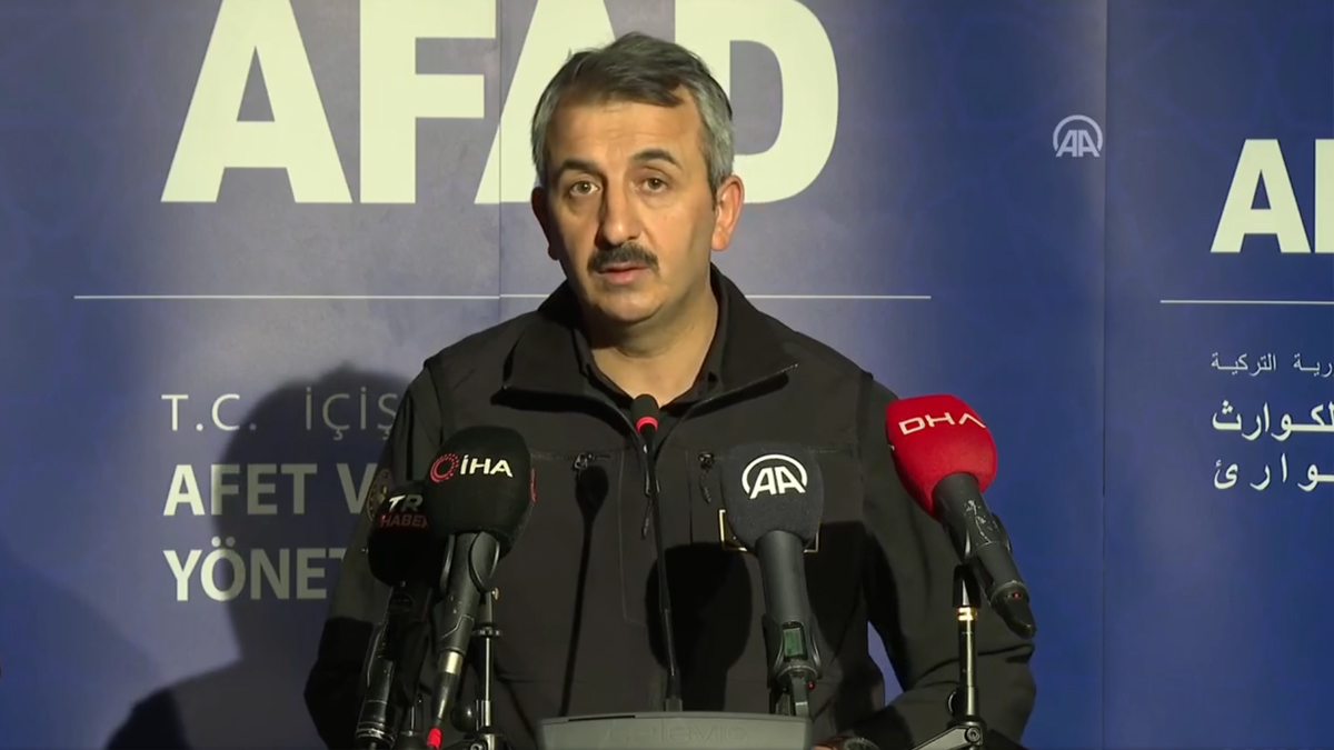 AFAD Ba�kan� Sezer: Can kayb�m�z 47 bin  975'e y�kseldi