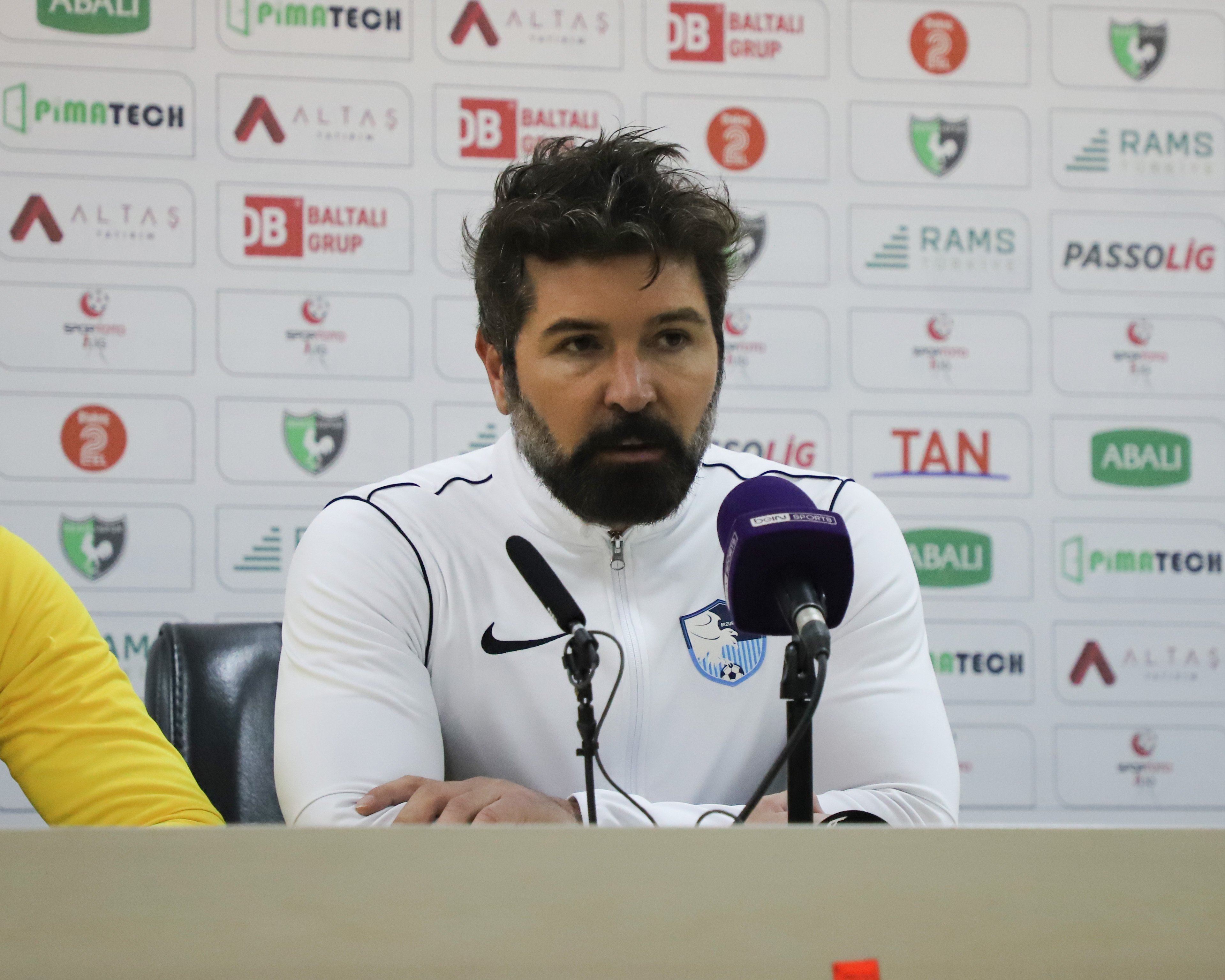 Hakan Kutlu: Oyuncular�m ma��n ba��ndan sonuna kadar �ok iyi oynad�lar