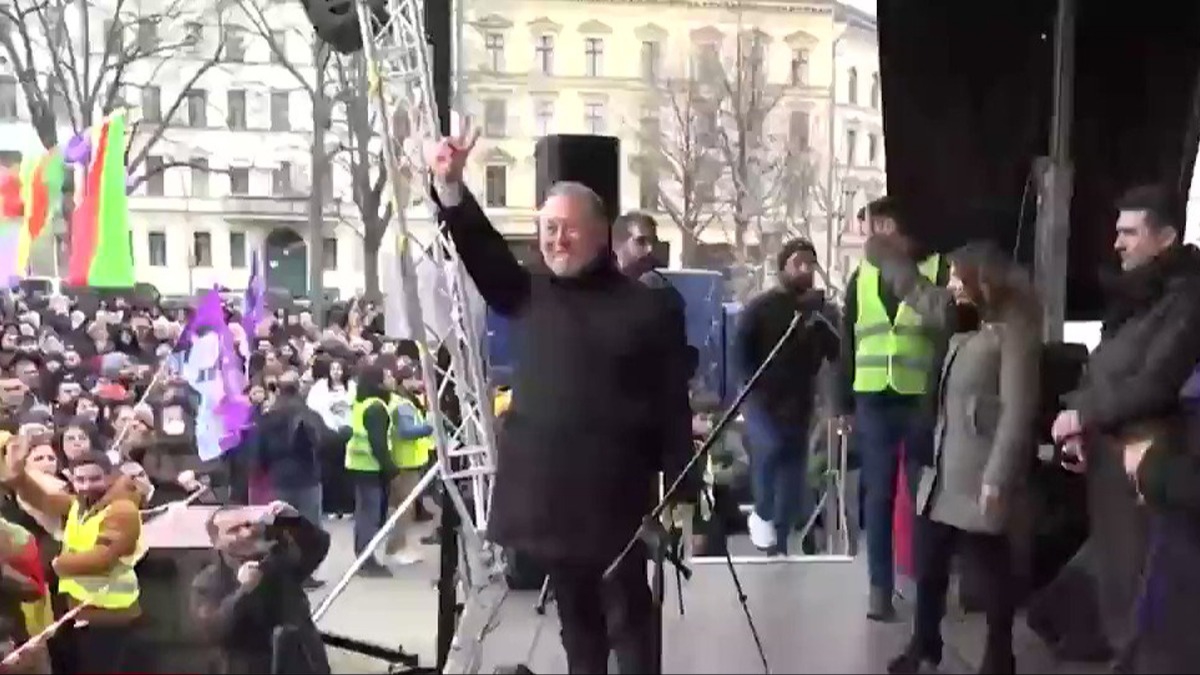 Kldarolu'nun grecei HDP terr eleba calan'a selam gnderdi