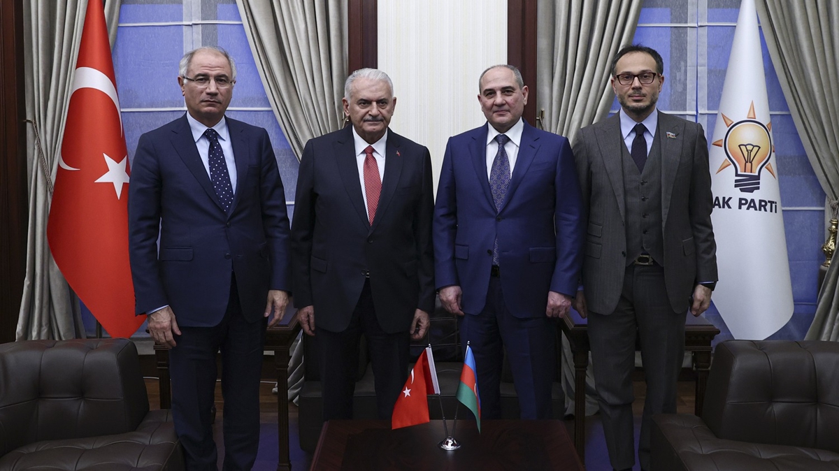 Yeni Azerbaycan Partisi heyetinden AK Parti Genel Bakanvekili Yldrm'a ziyaret 