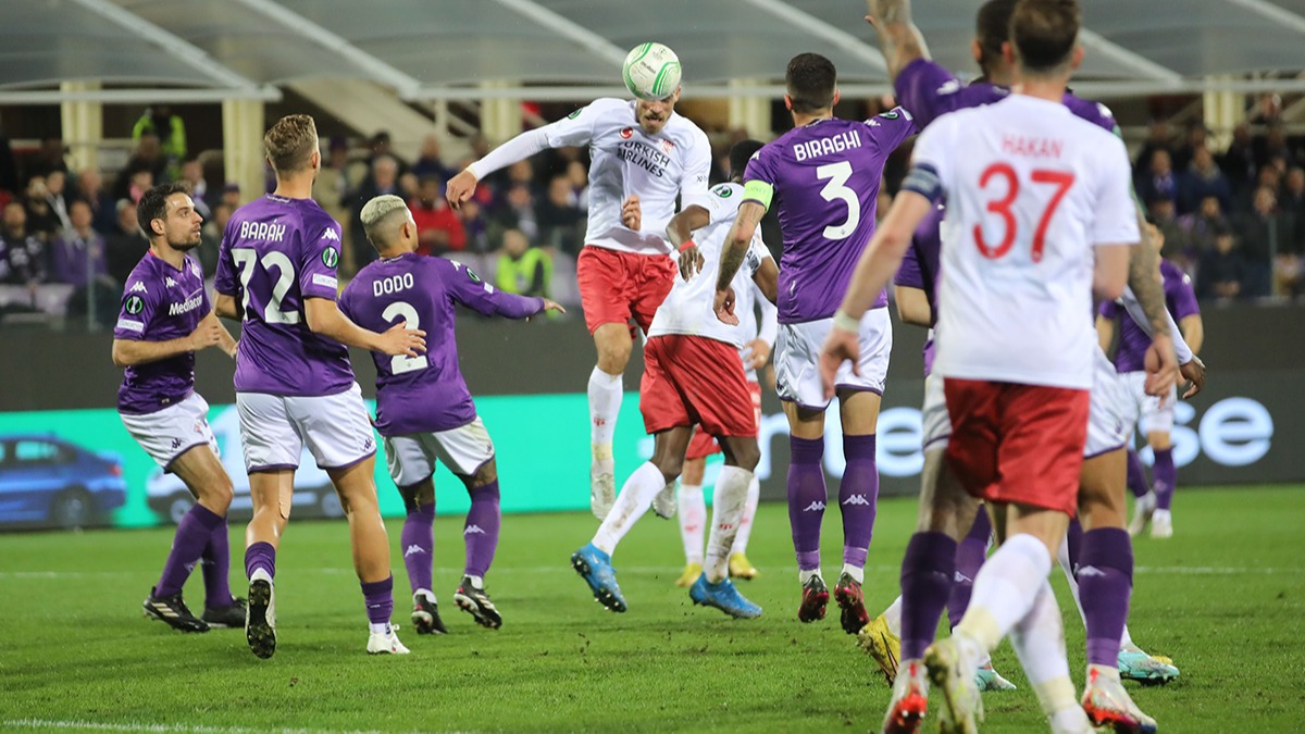 Sivasspor - Fiorentina mann hakemi belli oldu