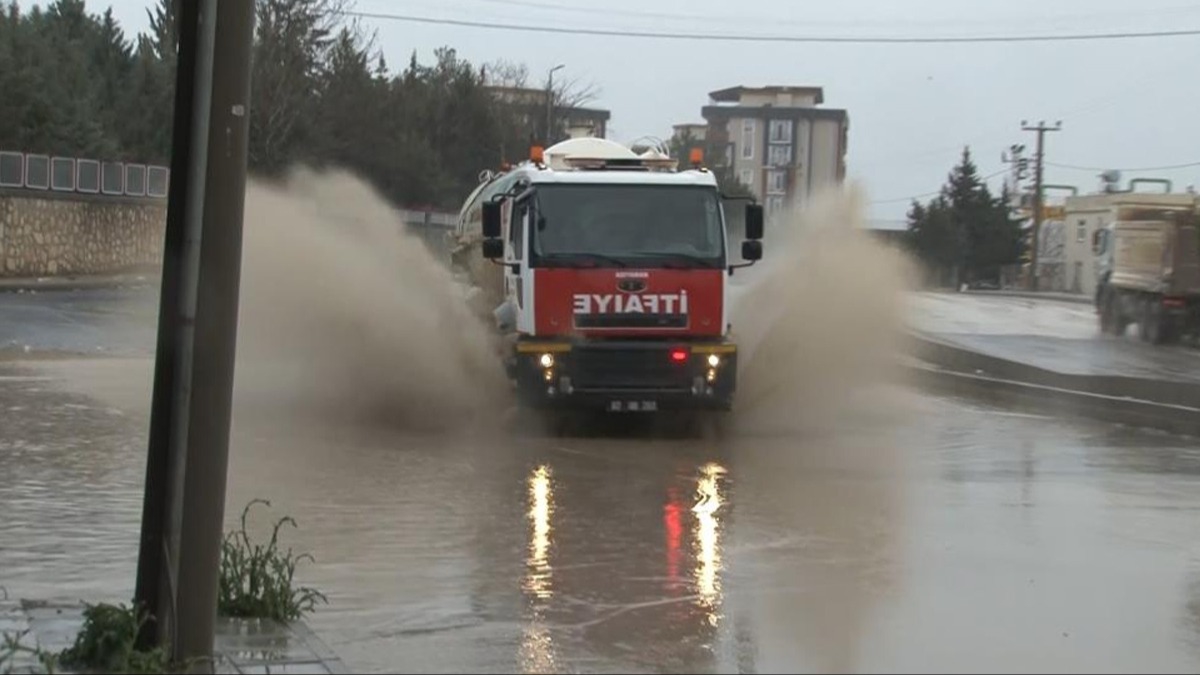 Adyaman'da saanak etkili oluyor! Baz adrlar tahliye edildi