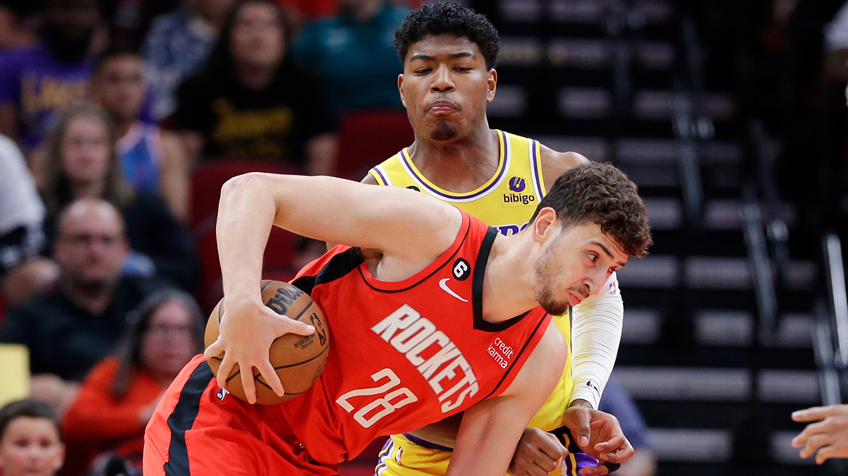 Alperen �eng�n'�n Houston Rockets'� Los Angeles Lakers'� devirdi