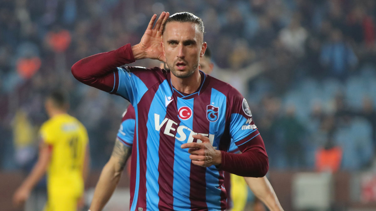 Y�l�n transferi olur! S�per Lig ekibi Yusuf Yaz�c�'ya resmen talip oldu