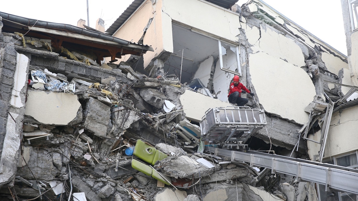 Adyaman'da deprem an telsiz anonslarnda