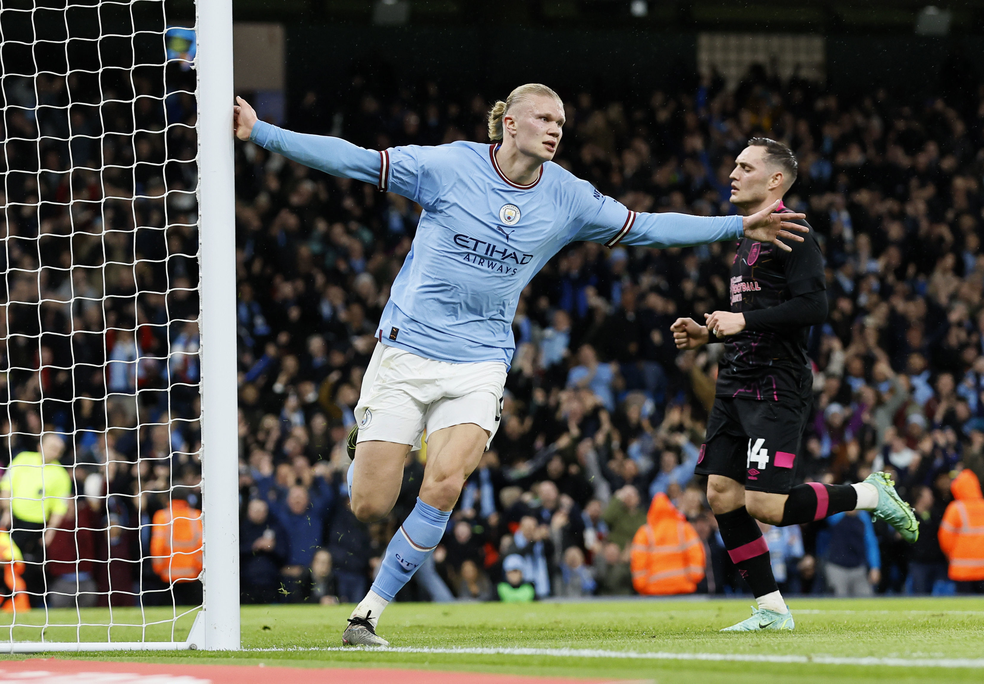 Haaland cotu, Manchester City farkl turlad