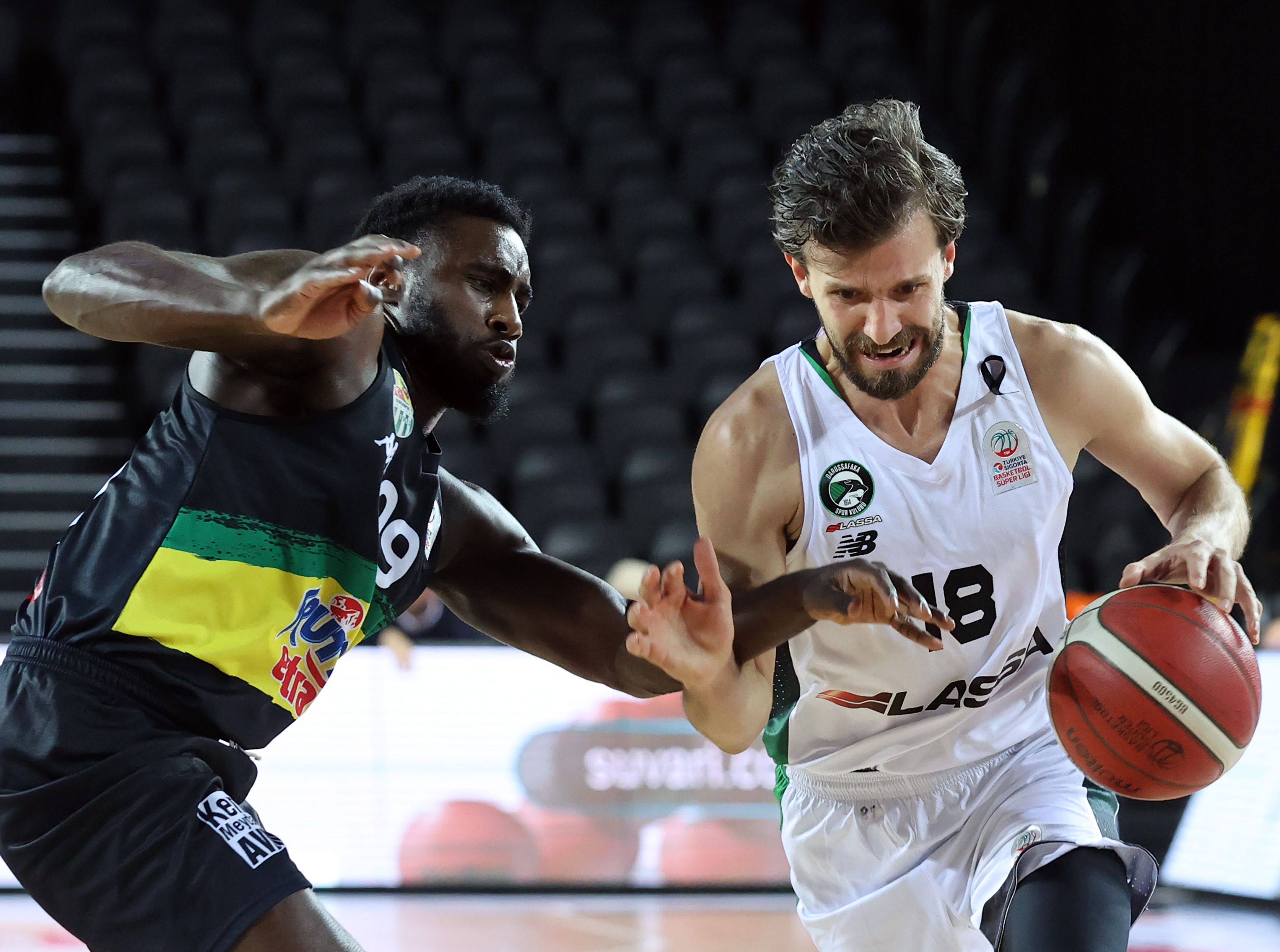 Dar���afaka Lassa evinde Frutti Extra Bursaspor'u yendi