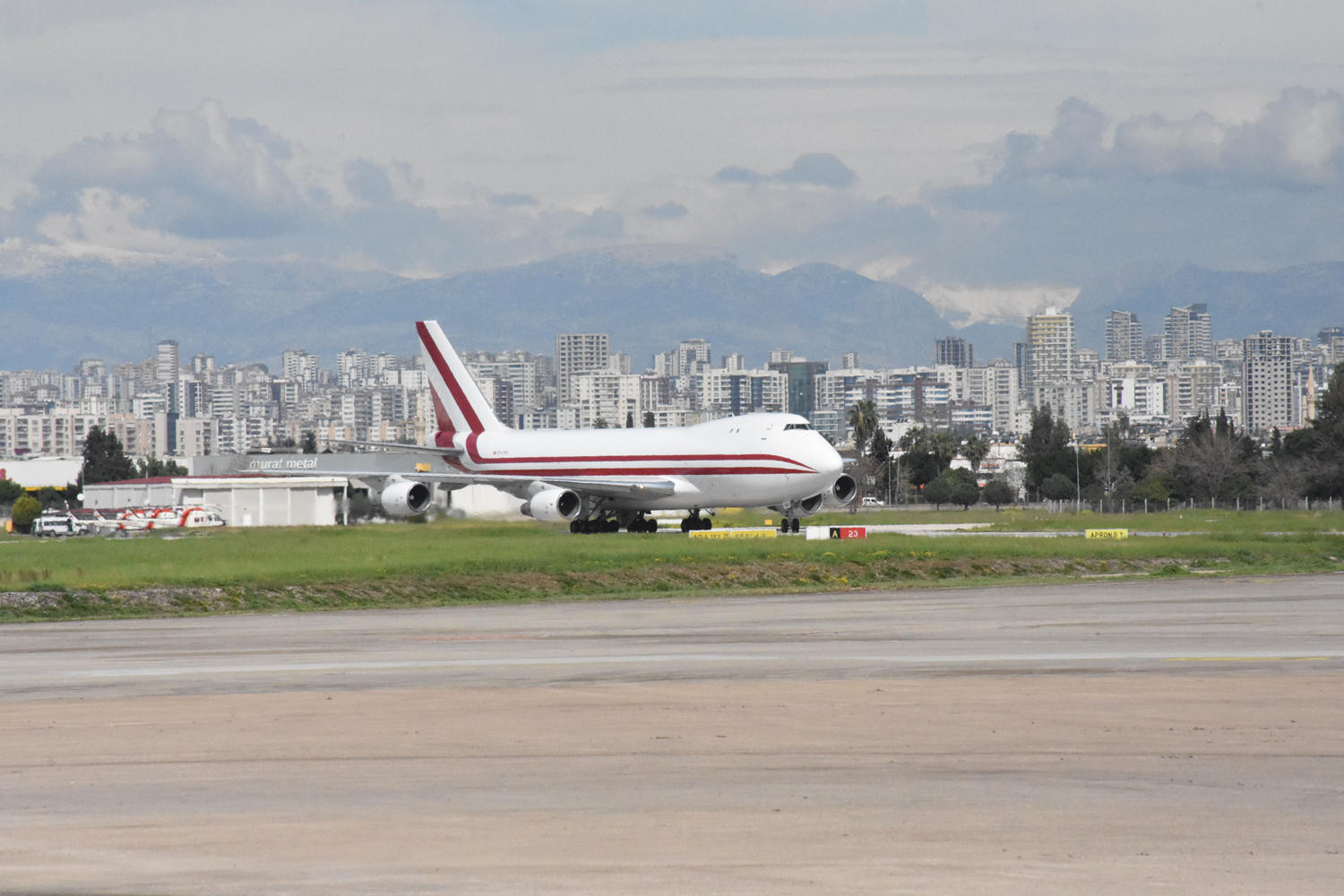 Karde� �lkeden T�rkiye'ye sevkiyat s�r�yor