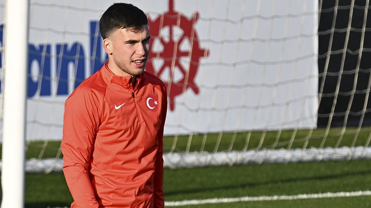 Milli futbolcu Mehmet Can Ayd�n: Gurur duyuyorum