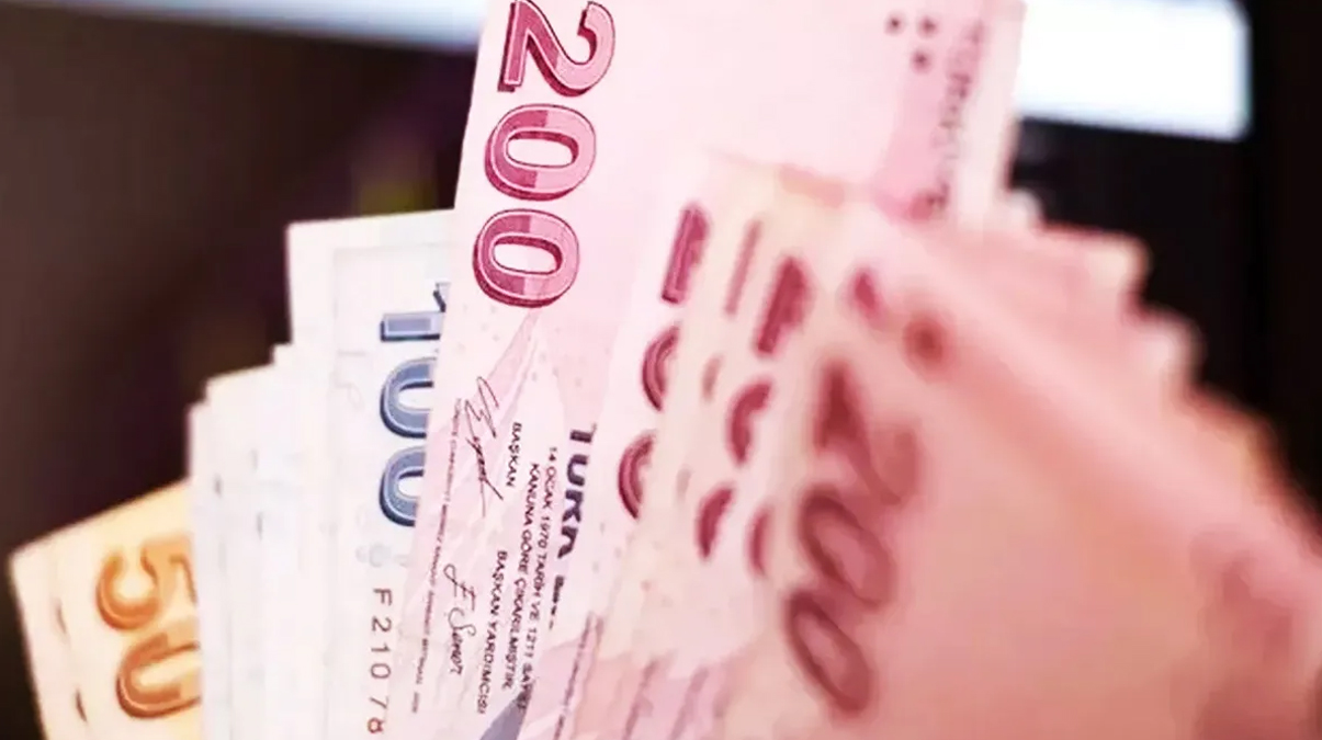 AK Parti'den emekli maa�� zamm� a��klamas�: Tarih verildi