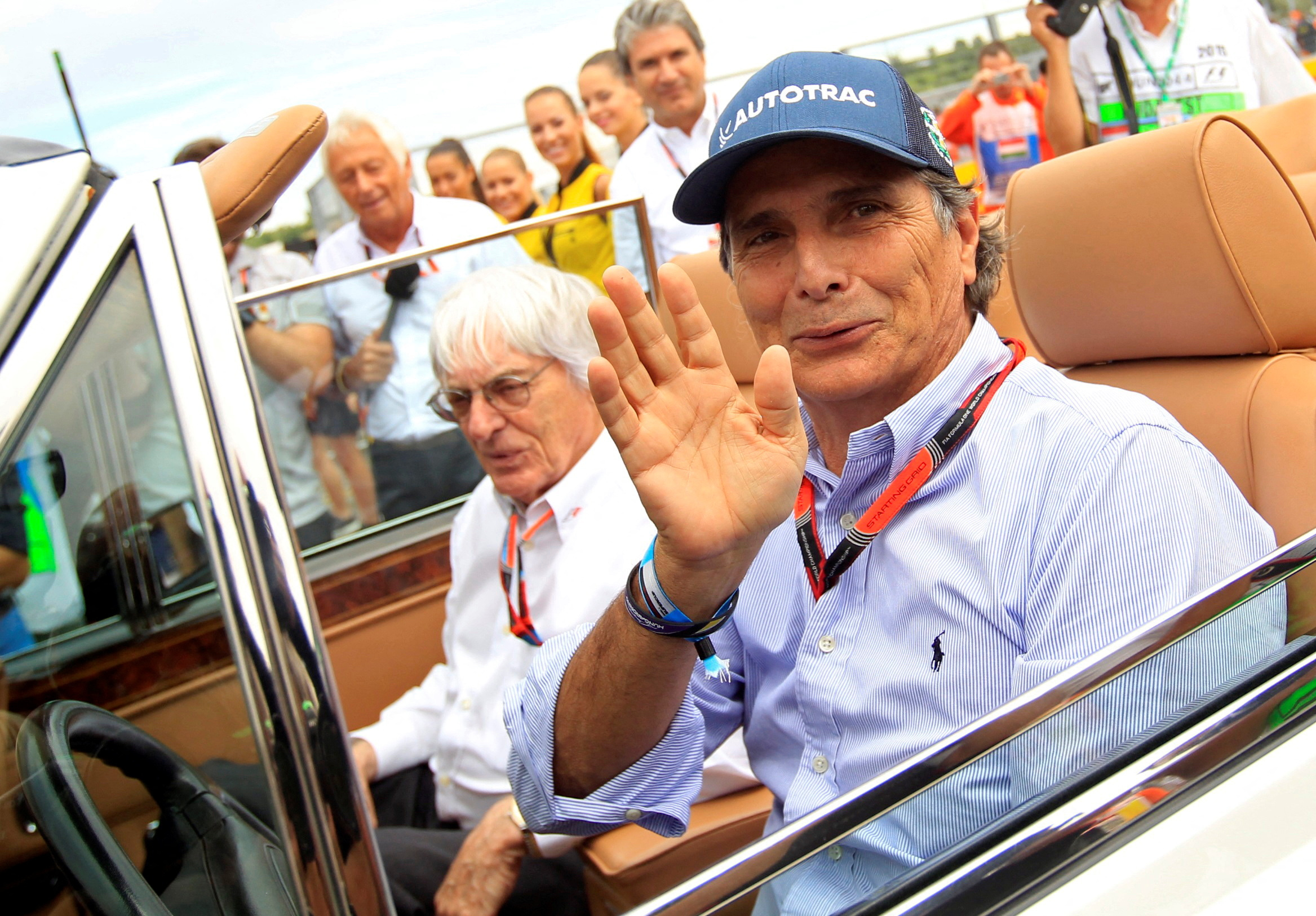 Nelson Piquet, Lewis Hamilton'a tazminat deyecek
