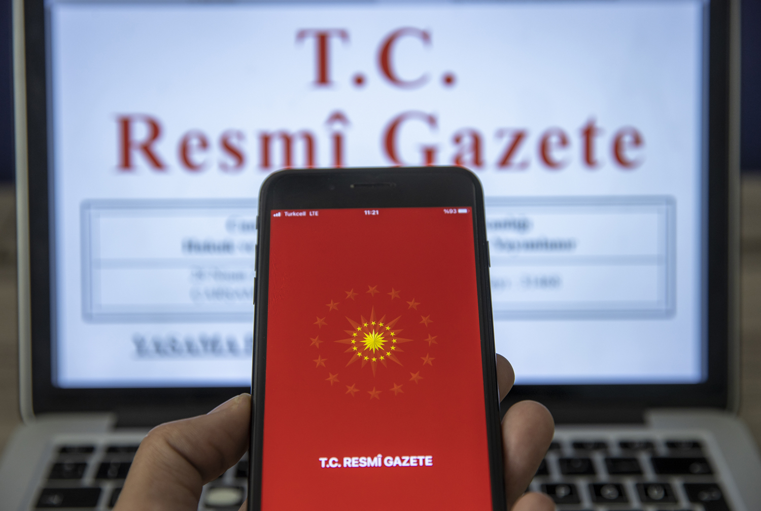 Vatanda�lar�n kamuya olan bor�lar�n�n yap�land�r�lmas�na ili�kin kanun Resmi Gazete'de