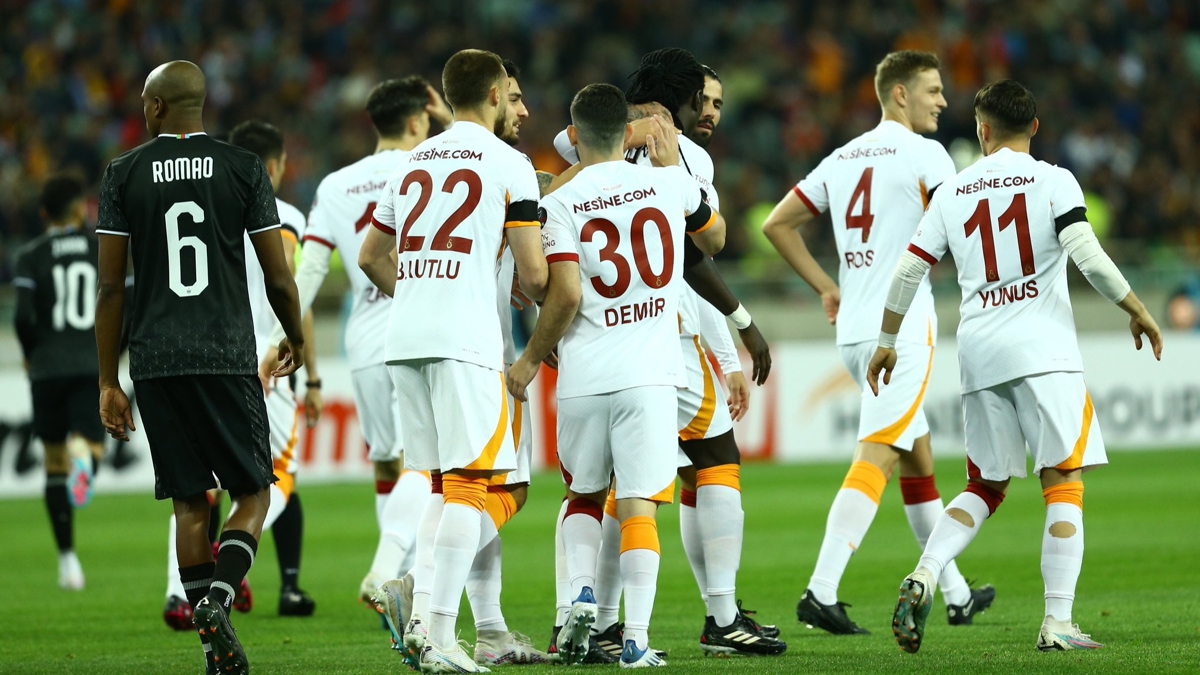 Galatasaray, dostluk manda Karaba' 2 golle yendi