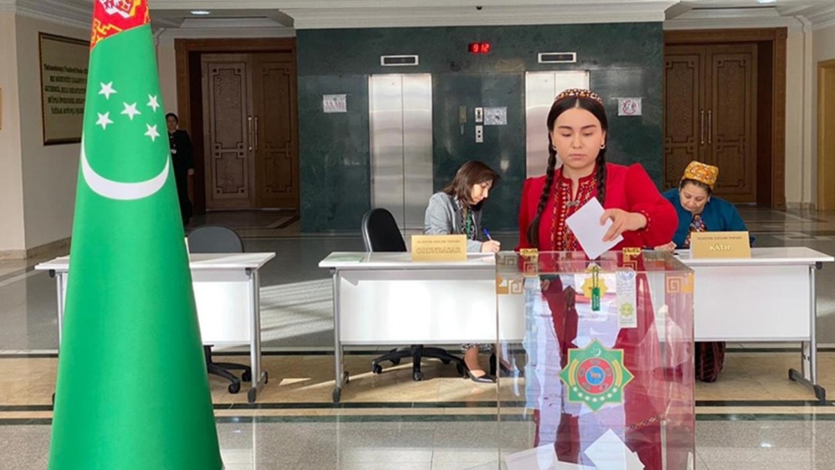Trkmenistan'da milletvekillii seimleri iin oy verme ilemleri balad