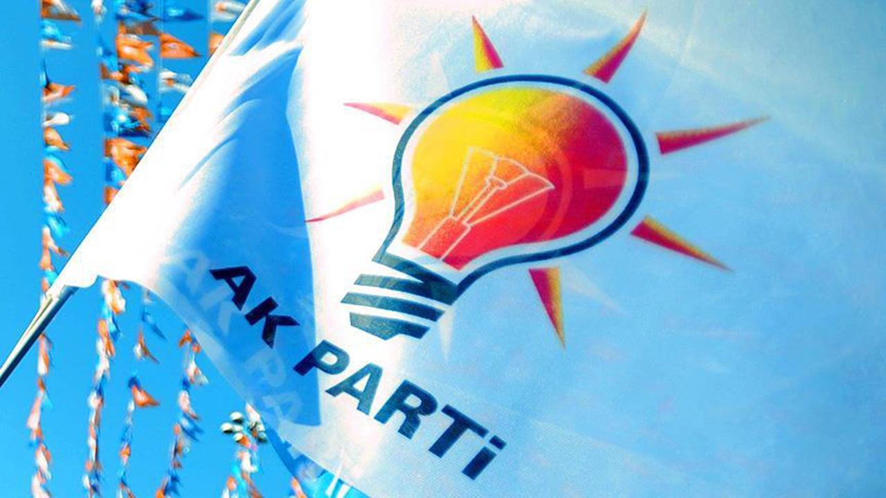 AK Parti'den Yeniden Refah Partisi ve H�DA PAR a��klamas�! Son anket sonucu da payla��ld�